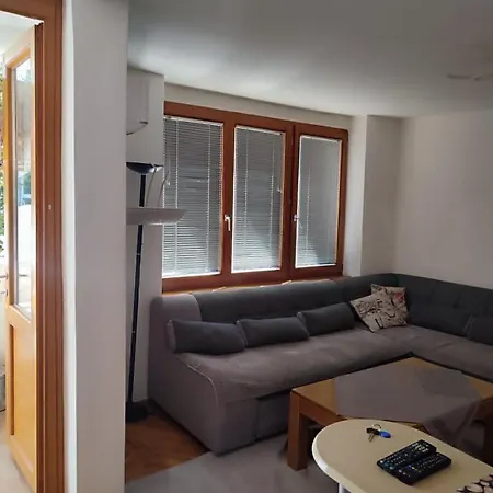 Odmor U Sarajevu Na Grbavici Apartman Szarajevó